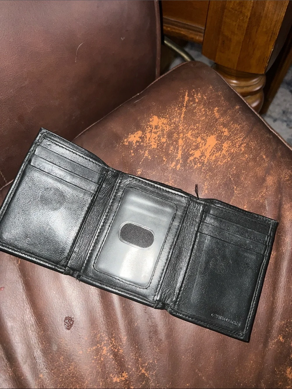 Classic Black Leather Tri-Fold Wallet - Unbranded